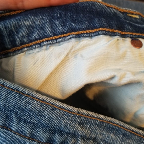 Levi Strauss Ribcage Straight Womens Jeans 31x26 - Picture 2 of 9